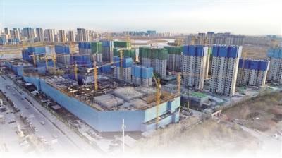 <p>　　預計于2023年正式面世的銀川建發(fā)悠閱城項目開放式街區(qū)部分主體工程全面完工?！　　”緢笥浾摺⊥醵Αz</p>