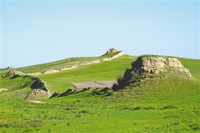 <p>　　　　長城旅游帶</p>