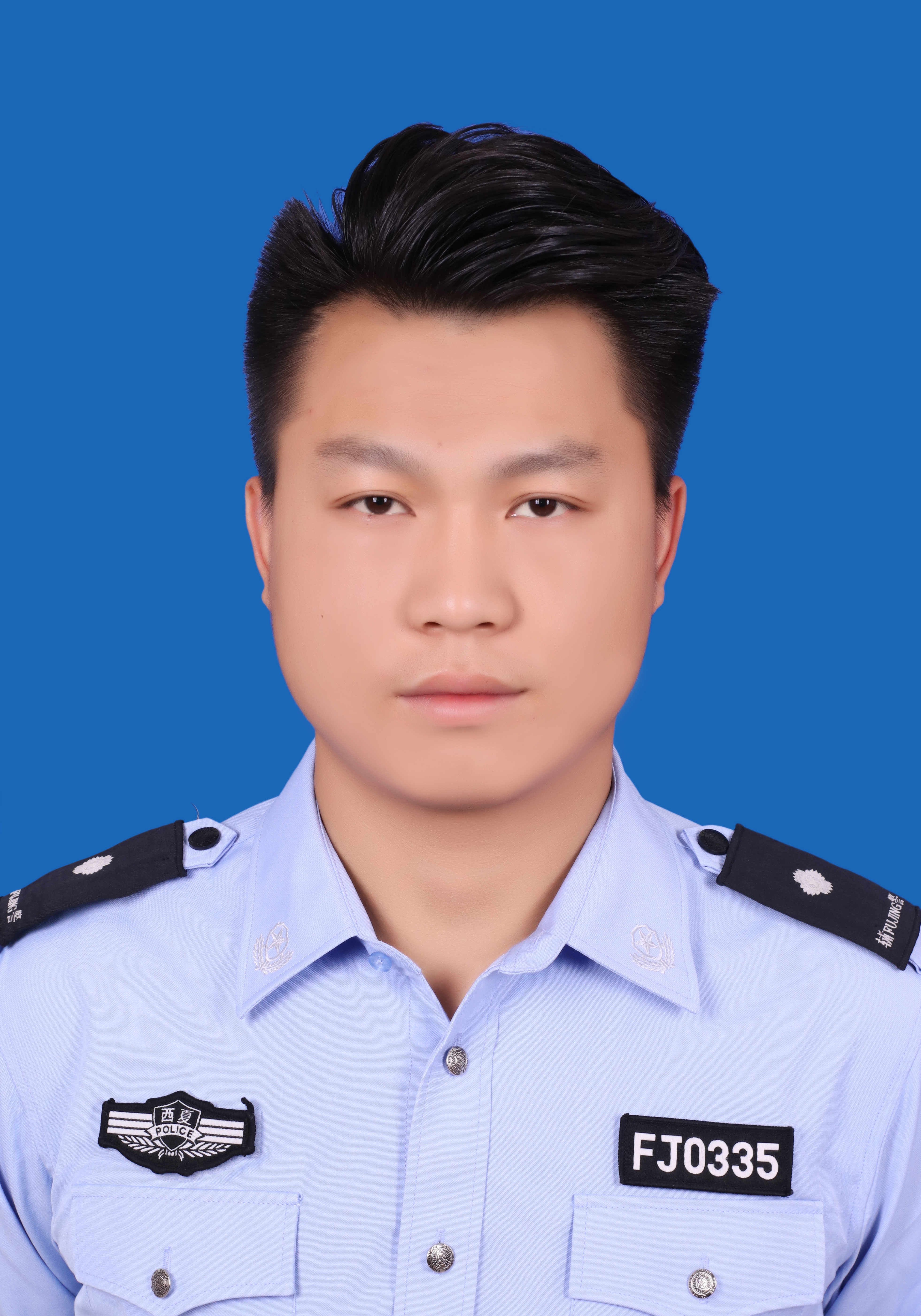 陳佩東.jpg