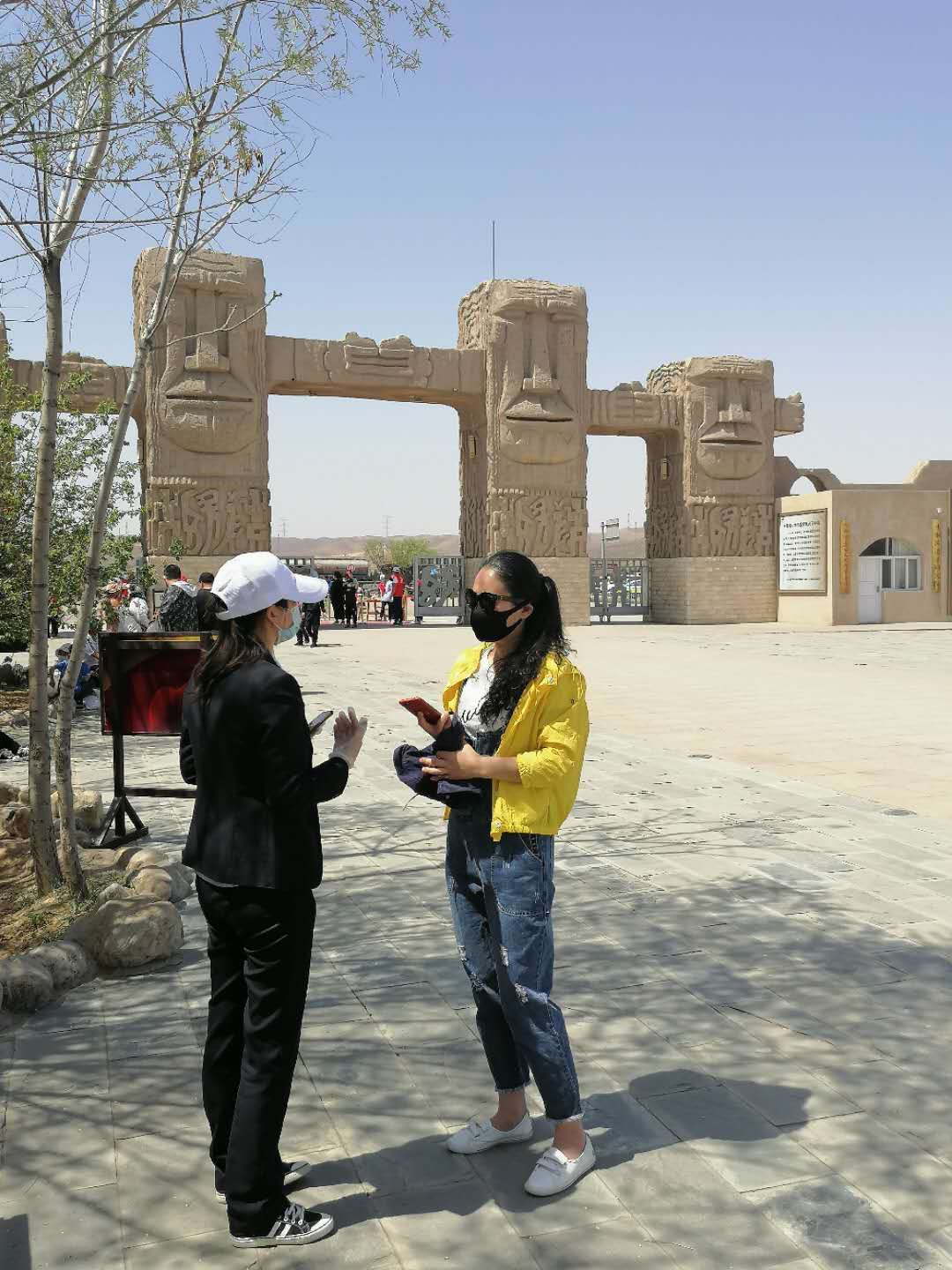 個人工作照：采訪景區(qū)復工情況.jpg