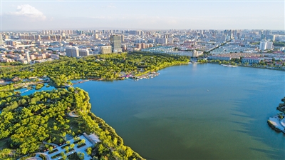 <p>　　湖城銀川，美麗興慶。</p>