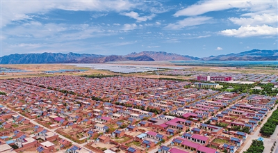 <p>　　永寧縣閩寧鎮(zhèn)原隆村鄉(xiāng)村美景。</p>